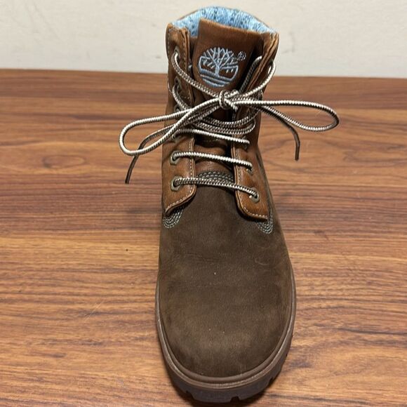 Timberland Woman’s Roll Top Dark Brown Boot With Blue Lining & Stitching. Size 7 - Picture 2 of 9